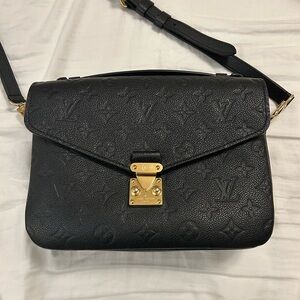 Louis Vuitton Empreinte Pochette Metis Black